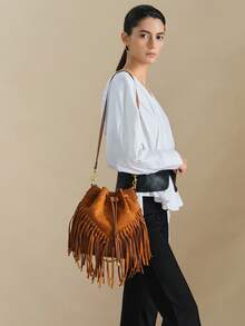 Wovira Ladies Slanted Shoulder Bag, Hand-Woven, Bohemian Vintage Tassel, Bucket Bag, Large Capacity, Vacation, Daily Commute - Brown - View 9