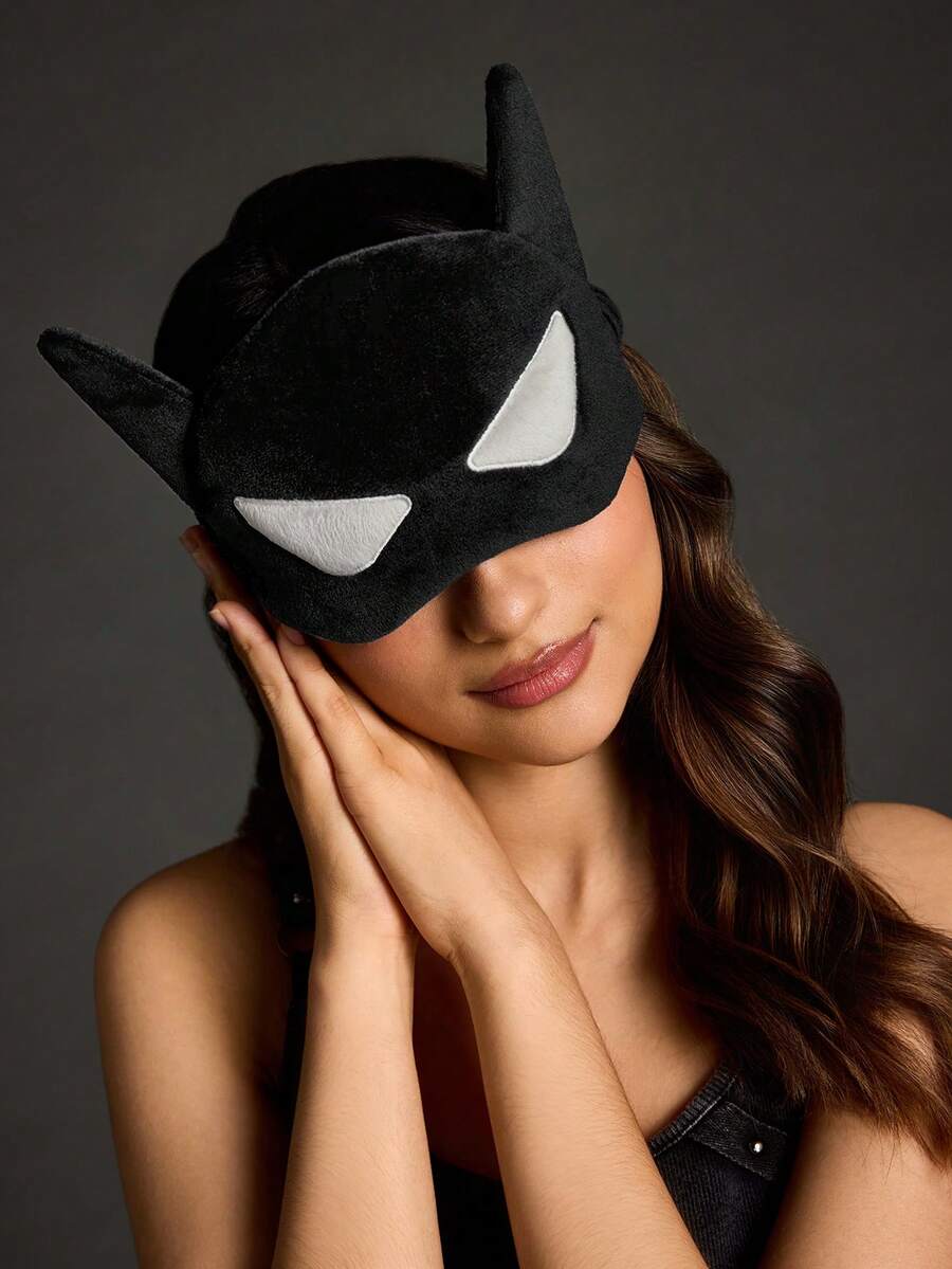 BATMAN X SHEIN 1Pc Cartoon Embroidered Blindfold, Soft Material, Strong Shading Power, Suitable For Going Out For Travel, Office Lunch Break - Black - View 1