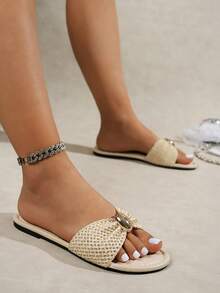 Alvarani Ladies Bow Metal Decoration Straw Flat Sandals Comfortable Simple Elegant Holiday Wind Beach Home Daily Summer White Woven Round Toe Cool Slippers - Beige - View 3
