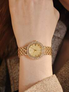 Opalesca Lady's Diamond-Studded Bracelet Watch, Female Light Luxury Model - Gold - View 7
