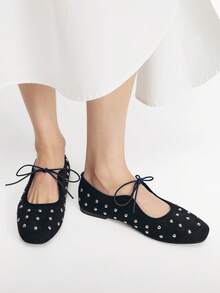 Mnmlis Women's Front Lace-Up Fashion Flat Shoes Fall Shoes - Black 1 - View 2