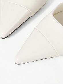 Mnmlis 女款對比拼接尖頭後條帶平底杏色露背鞋，適合約會、通勤與旅行 - 杏色 - 查看 3