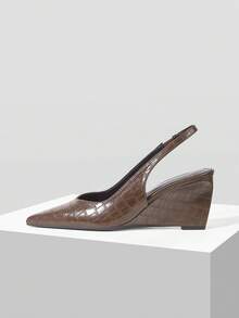 Dark brown stone pattern