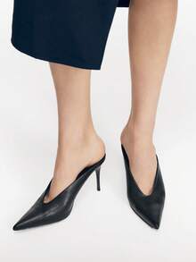 Mnmlis Black Texture Soft Leather Pointed V-Cut Thin Heel Mules Girl, No Heel Low Vamp Versatile Commuter Banquet High Heel Slouchy - Black sheep pattern - View 1