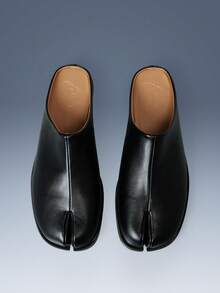 CUCCOO GRLICON Women's Minimal Tabi Backless Slip On Flats Black Casual Slide Slippers - Black - View 1