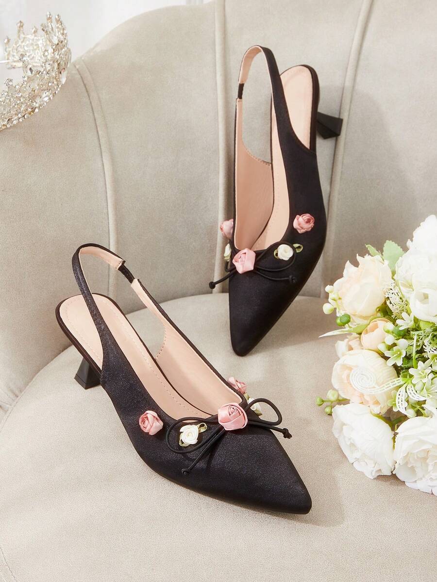 CUCCOO HITCHD Pointed Short Heel Elegant Flower Women's High Heel Shoes - Graphite Black - View 1