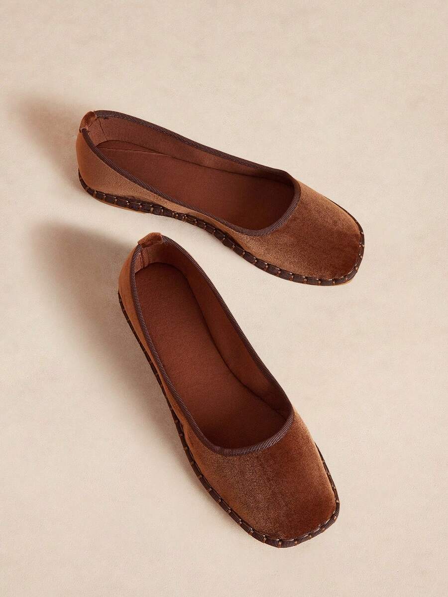 Rosivie Ladies Lazy Casual Comfortable Retro Flat Shoes - Camel - View 1