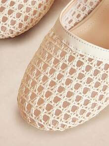 Rosivie New Women's Popular Summer Fashion Simple Solid Color Splicing Mesh Woven Mesh Design, One Pedal Round Toe With Adjustable Buckle Flat Beige - Beige - View 5