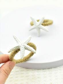 2/4PCS Resin Starfish Napkin Rings Mediterranean Ocean Theme Sea Star Table Decor Coastal Style Napkin Holder For Wedding Beach Party Summer Dinner Banquet Home Decoration - White - View 4