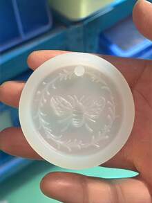 Bee Round Pendant Silicone Mold For DIY Plaster Aromatherapy Stone & Car Hanging Epoxy Resin Casting Mould - multicolor - View 7