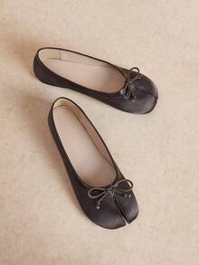 Rosivie Split-Toed Ballet Flats, Women's Low Vamp Soft Leather Versatile Commuter Shoes - Brown bow split toe - View 1