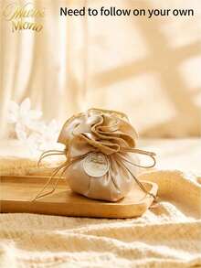 Muroi Mono This Stylish Ruffled Drawstring Pouch Is An Ideal Favor Bag For Showers And Parties. Made Of Soft Fabric With Delicate Ruffled Gathers, It Boasts Charming Ins‑Style Romantic Vibes. Great For Holding Small Gifts For Guests. - Banquet color - View 17