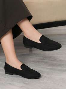 Sleekvia Women's Spring Fall Shoes Black Matte Suede Classic Penny Loafers Round Toe Flat British Style Commute Slip-On - Black 1 - View 1