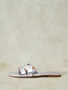 Styleloop Square Head Flat Open-Toed Sandals Women's Shoes, Cross-Kink Design, Simple And Versatile Outer Wear, Daily Comfortable One-Word Slippers - Silver - View 1