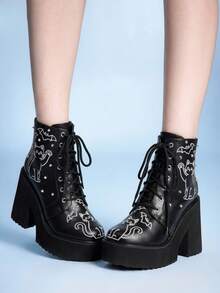 Sugerpunk Sepatu Bot Pendek Wanita Berhak Tebal, Gaya Punk Gothic Keren Hitam dengan Bordir Kelelawar dan Kucing, Inlay Rivet, Resleting Samping, Sepatu Bot Pendek Bertali Gelap - Hitam - View 1