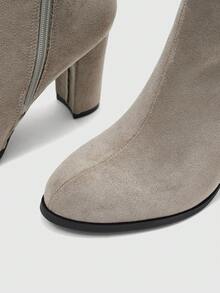 CUCCOO BIZCHIC Sepatu Bot Ankle Wanita Hak Tebal Warna Abu-abu dengan Resleting Samping, Sepatu Bot Ankle Modis Serbaguna untuk Perjalanan Sehari-hari - Grey - View 7