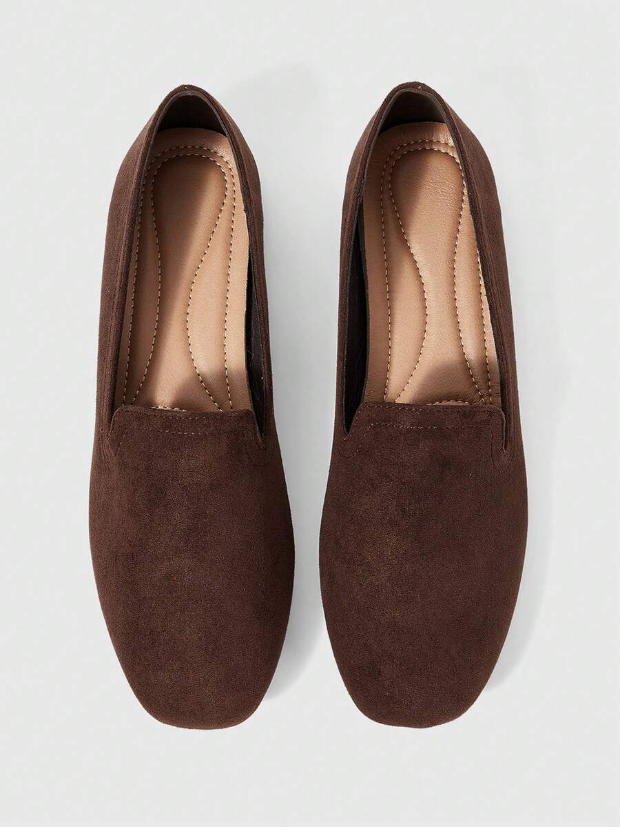 Sleekvia Women's Rivet Decor Casual Versatile Fashion Flat Shoes - Coffee Brown - View 1