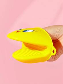LOONEY TUNES X SHEIN Silicone Pot Holder  Silicone Oven Mitt - Yellow - View 3