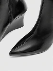 CUCCOO BIZCHIC Pointed Wedge Heel Bright Leather Black Slim Short Fashion Women's Boots - Black - View 7