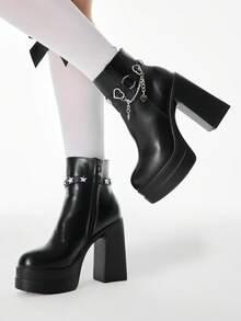 ROMWE Grunge Punk Women's Autumn/Winter Punk-Style Retro Chunky Heel Platform Ankle Boots, Gothic Solid Color Leather Side Zip Closure With Metal Buckle Strap. - Black - View 4