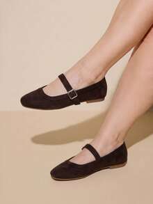 CUCCOO CURVES Outdoor Women's Square Toe Flat Bottom Strip With Fashionable, Simple And Breathable Daily Vacation With Slip-On Shoes - Brown - View 1