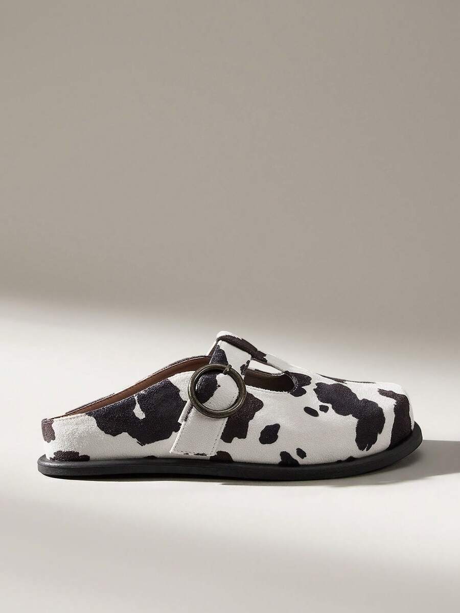 Solecia Women's Fashion Casual Cow Pattern Comfortable Flat Bottom Baotou Slippers - Black and White - View 1