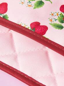 Strawberry Shortcake X SHEIN 1pc/2 Pcs Cute Cartoon Print Kitchen Insulation Set, Insulation Mat, A Must For Kitchen Baking, Effectively Isolating Heat Sources, Single/Combination - Pink - View 4