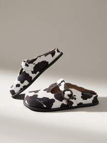 Solecia Women's Fashion Casual Cow Pattern Comfortable Flat Bottom Baotou Slippers - Black and White - View 6