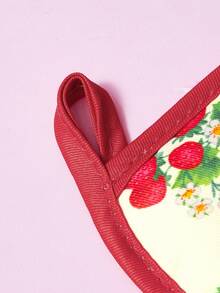 Strawberry Shortcake X SHEIN 1pc/2 Pcs Cute Cartoon Print Kitchen Insulation Set, Insulation Mat, A Must For Kitchen Baking, Effectively Isolating Heat Sources, Single/Combination - Beige - View 5
