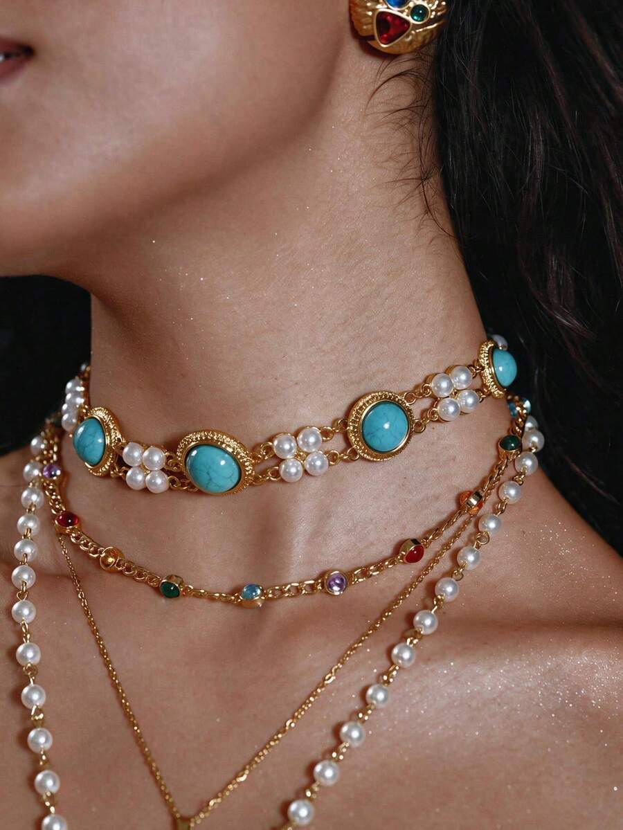Glisma Mother Of Pearl Flower Necklace - Green - View 1