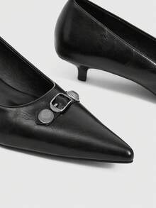 CUCCOO SZL Vintage Cool Sa Style Urban Girls Commuter Dating Autumn Metal Decoration Pointed Middle Help Flat Heel Single Shoes - Black - View 5