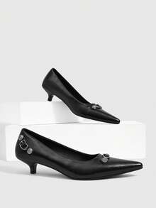 CUCCOO SZL Vintage Cool Sa Style Urban Girls Commuter Dating Autumn Metal Decoration Pointed Middle Help Flat Heel Single Shoes - Black - View 1