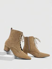 Daringsoles بوت كاحل أنيق متعدد الاستخدامات برباط وكعب سميك لعيد الحب - كاكي - مشاهدة 7