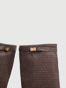 Daringsoles بوتات الخريف والشتاء ذات كعب عالي سميك وطول الركبة برأس مدبب، مناسبة للارتداء اليومي والخروج - القهوة براون الماس - مشاهدة 5