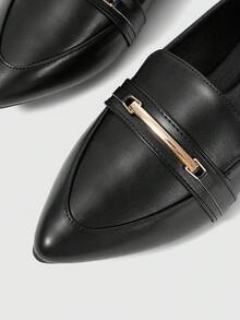 Sleekvia Women's Black Pointed Toe Loafers With Metal Square Buckle Decor, Flat Soft Upper Slip-On Shoes For Office And Commute - Black curved one-word buckle - View 7
