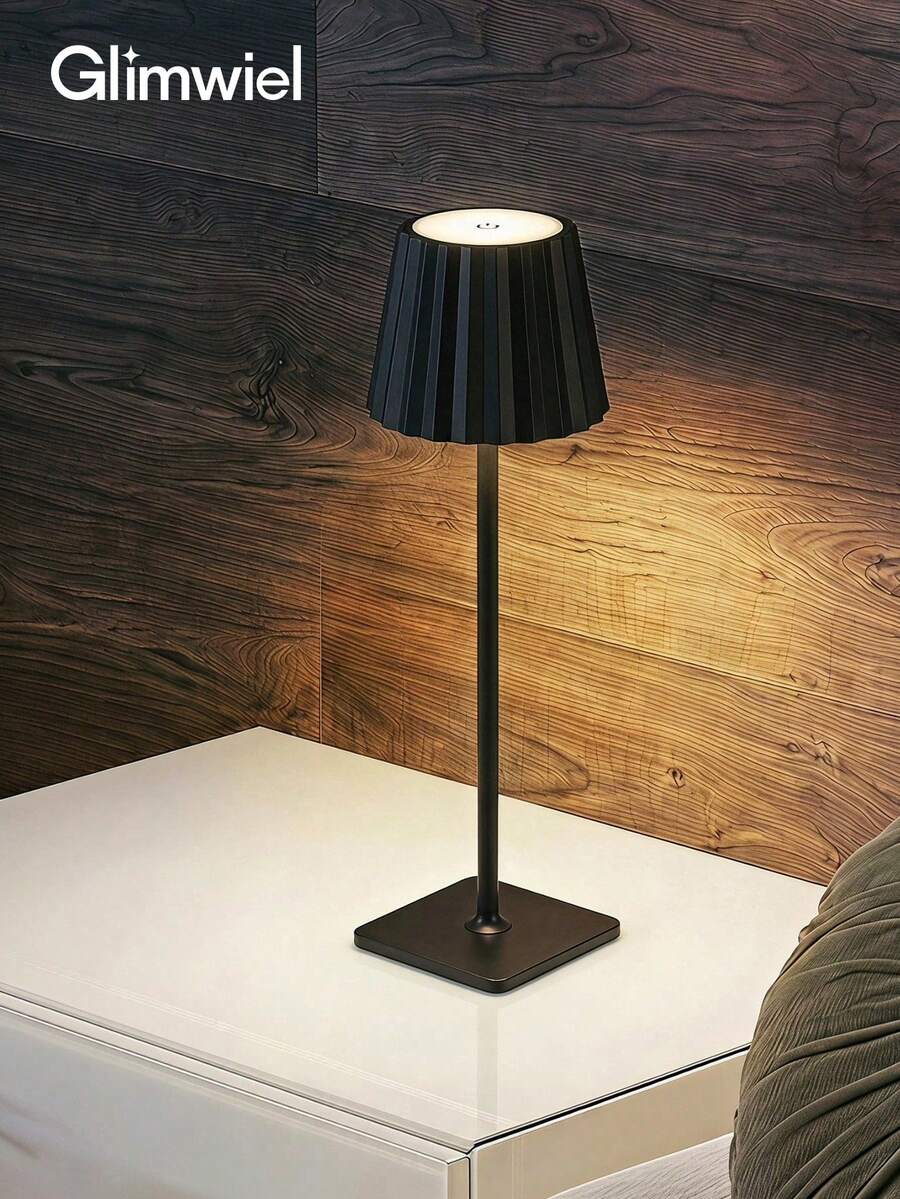 Glimwiel 1 قطعة مصباح طاولة لاسلكي قابل للشحن بتصميم مطوي، تحكم باللمس مع إمكانية تعتيم 3 درجات حرارة ألوان LED، مصباح مكتب مقاوم للماء IP54 من الألومنيوم المصبوب بتصميم عصري بسيط للاستخدام الداخلي والخارجي على طاولة الطعام وغرفة النوم والفناء وديكور المنزل - مقاس واحد - مشاهدة 1
