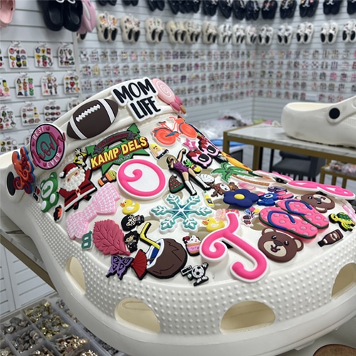 Fascinating shoe charms