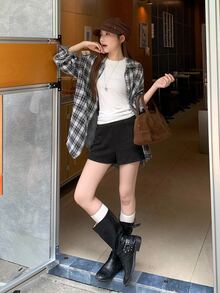 DAZY Solid High Waist Straight Leg Shorts - Dark Grey - View 2