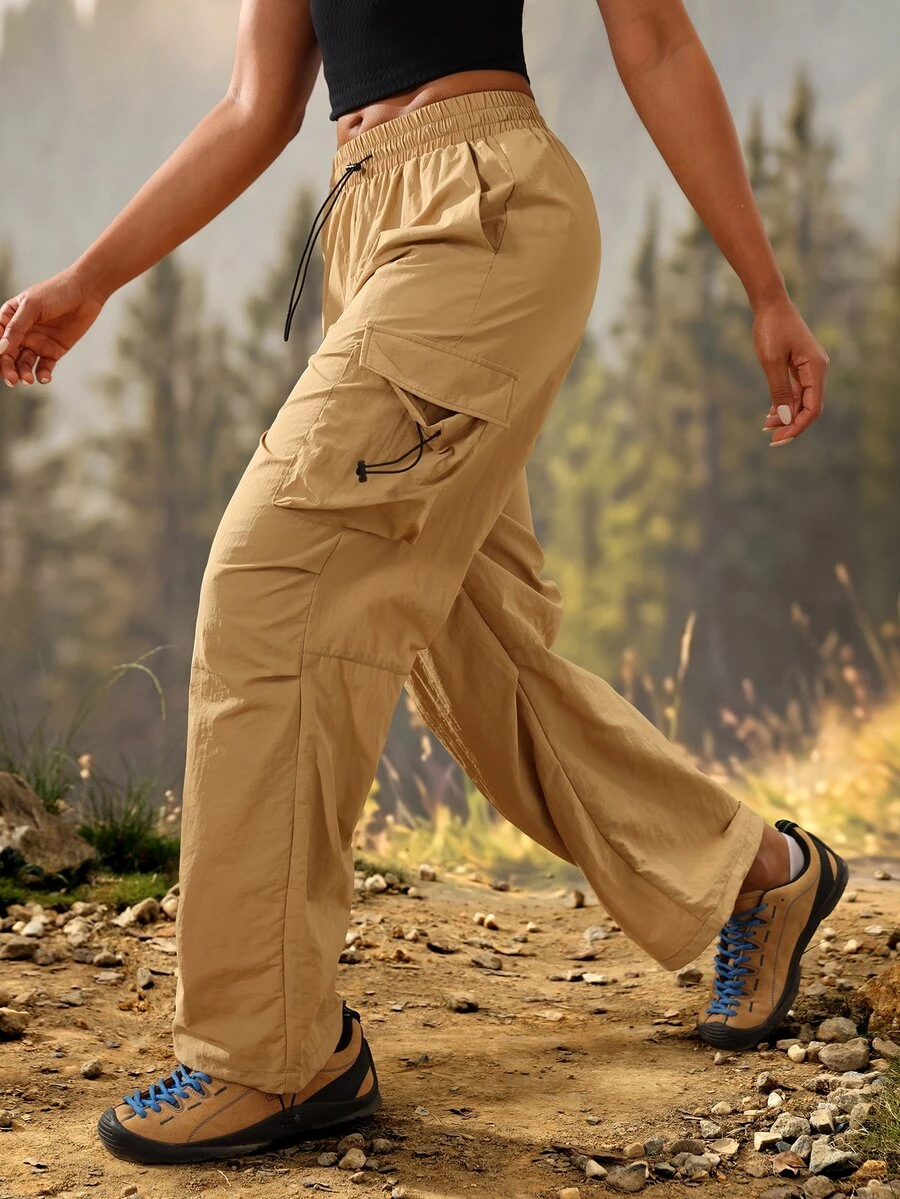 SHEIN Sports Celana Outdoor dengan Kantong Lipat dan Tali Serut di Pinggang - Khaki - View 1