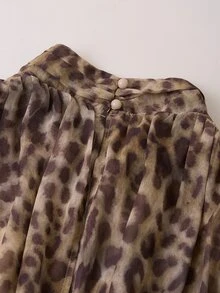 Lavishia Vestido con estampado de leopardo, mangas de farol y bajo con volantes - Caqui - Ver 4