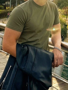 DAZY Men Solid Short Sleeve Round Neck Tee - Army Green - View 6