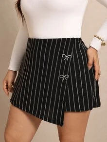 Elaquor Rok celana pendek motif garis-garis dengan detail pita berlian imitasi dan hem asimetris. - Hitam - View 3