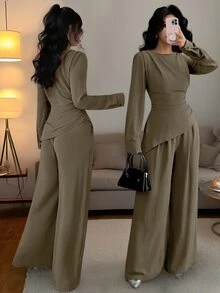 SHEIN Raffinéa 純色不對稱下擺T恤與寬腿長褲 - 卡其色 - 查看 1