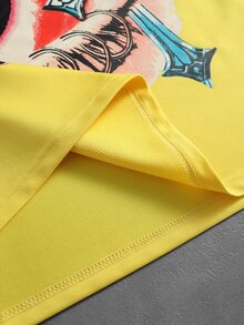 ROMWE MEN Street Life Men Eye & Letter Graphic Studded Detail Tank Top - Yellow - View 4