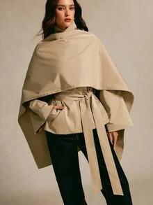 COSMINA 披肩袖繫腰風衣 - 卡其色 - 查看 7