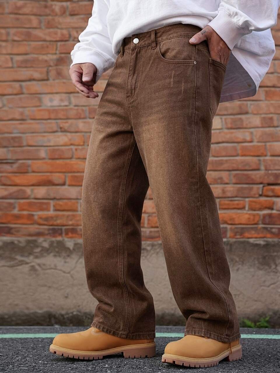 Men Slant Pocket Straight Leg Jeans