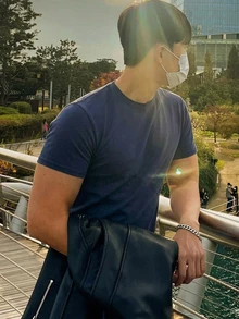 DAZY 男士純色短袖圓領T恤 - 藏蓝色 - 查看 5