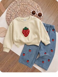 SHEIN 女嬰草莓刺繡運動衫與牛仔褲套裝 - 彩色 - 查看 1