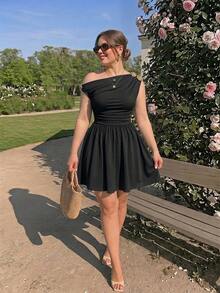 Plus Solid Ruched Asymmetrical Neck Dress - Black - View 3