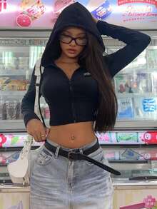 SHEIN EZwear 字母拼接拉鍊短版運動衫，現代都市時尚商務休閒辦公穿搭，低調老錢風優雅酷黑色 - 黑色 - 查看 6